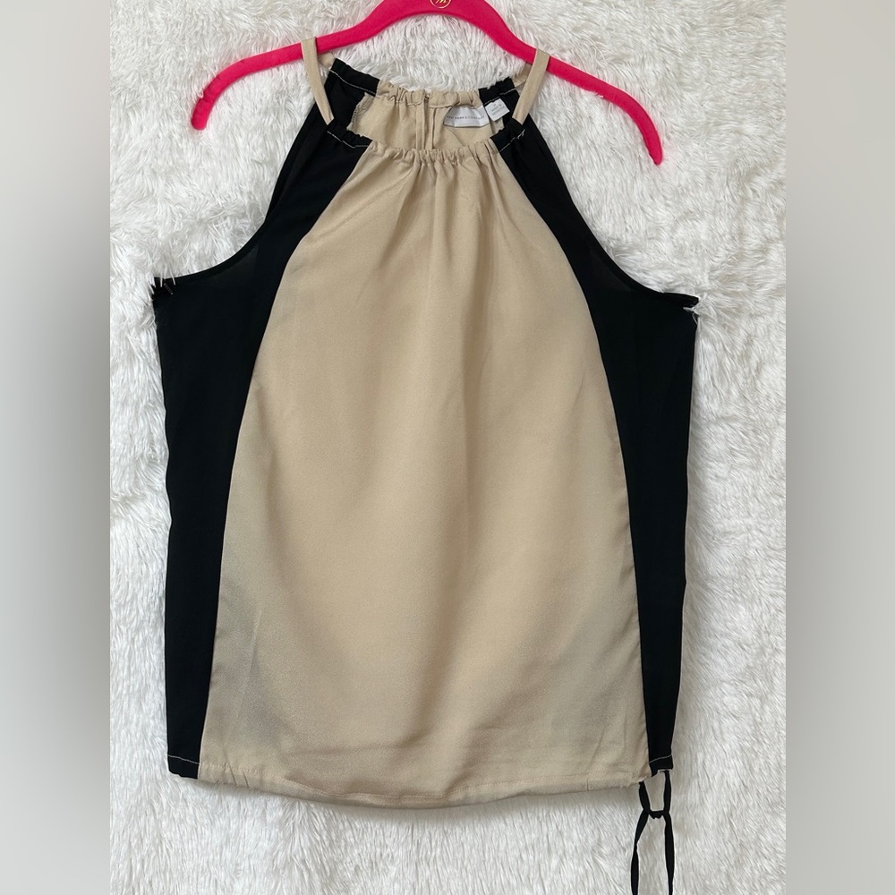 New York and Company Shell Sleeveless Top